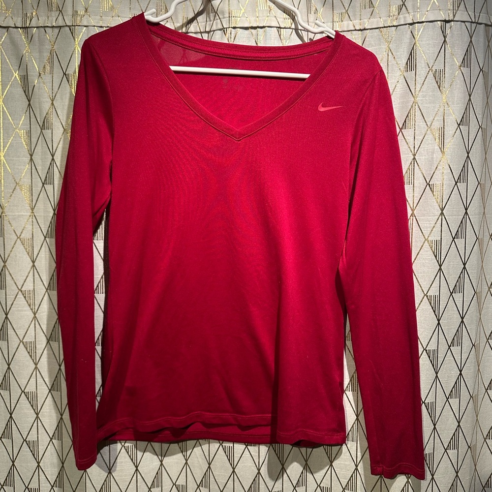 Nike dri fit long sleeve shirt